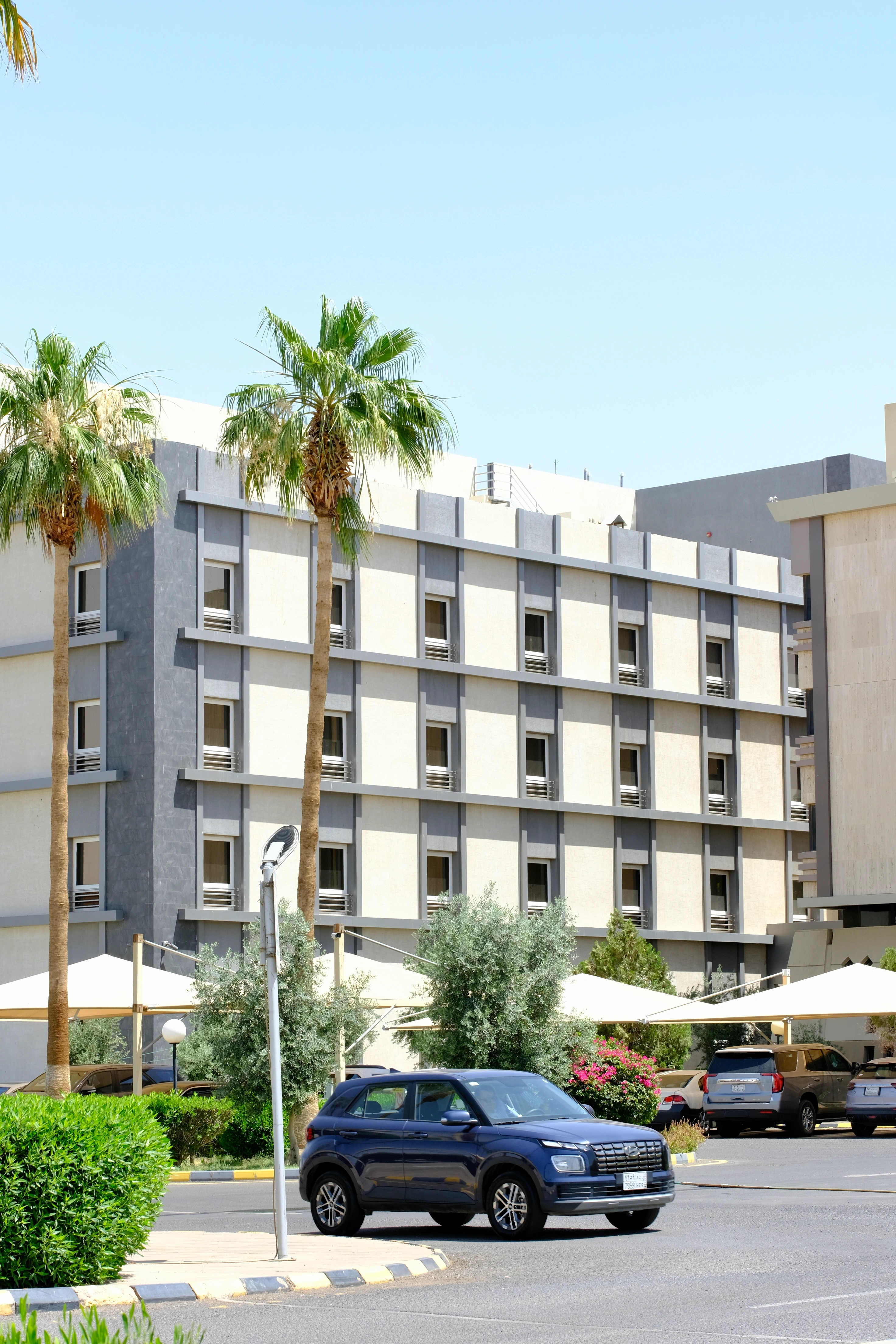 واجهات ألمنيوم